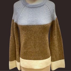 Ann Taylor sweater very soft like cashmere